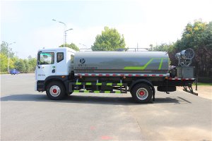 东风15方多功能抑尘车